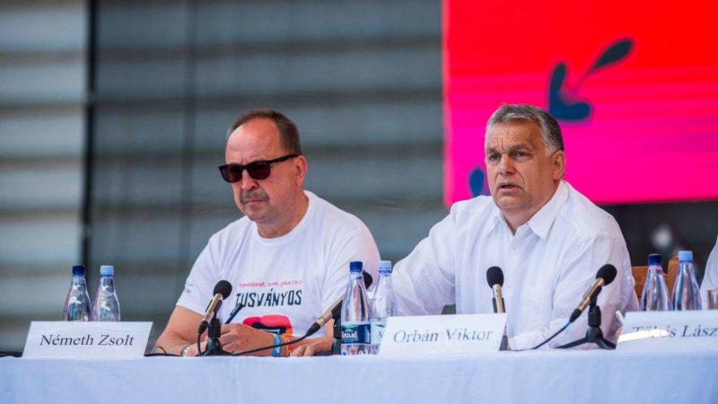Orbán illiberális rendszer Magyarországon erőszakos, tolvaj maffiaállam erdélyi tusványoson Orbán illiberális rendszer Magyarországon erőszakos, tolvaj maffiaállam erdélyi tusványoson