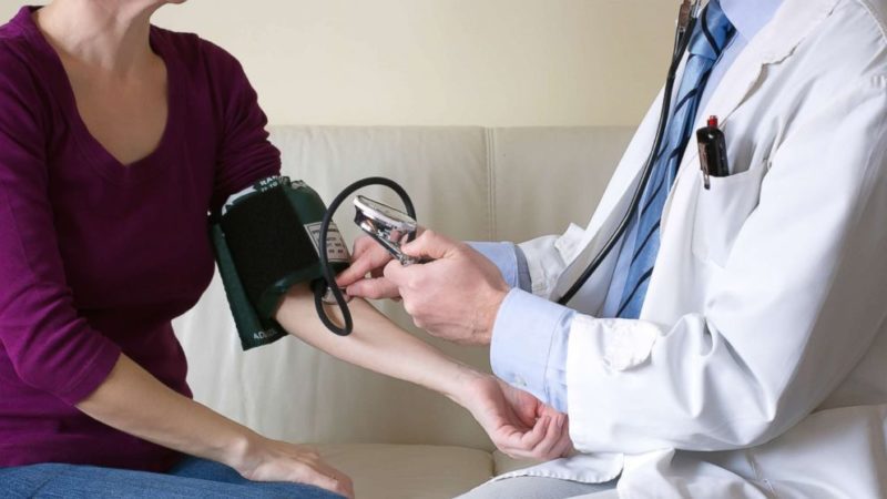 szívinfarktus szívfajdalom, szívroham tünetei