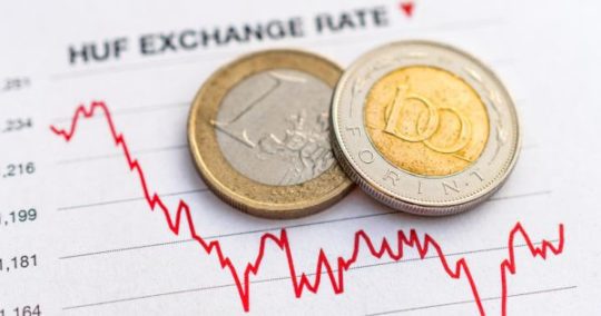 1 euró 381 forint: Visz mindent az infláció – eltűnnek a megtakarítások, már akinek volt