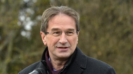 hivatali visszaélés miatt feljelenti a Völner Pál ügyében eljáró ügyészt