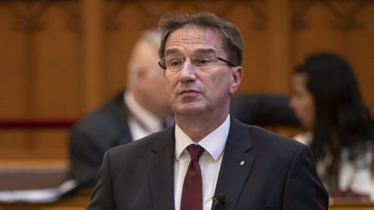 Fideszes Völner Pál, régóta kezdte a közpénzek gigantikus lenyúlását
