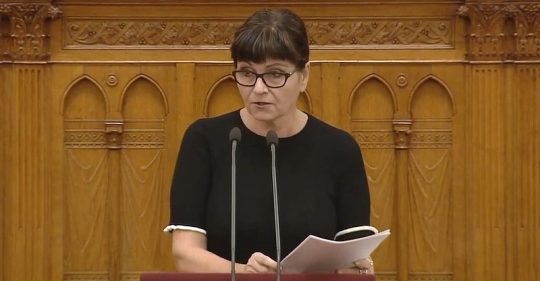 Kedves tanár nélkül maradt karinthys diákok, kirúgott tanárok! Kálmán Olga DK