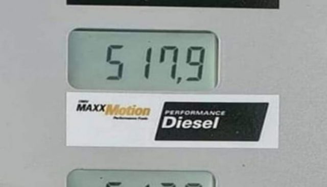 Legyenek Gyurcsány-napok a benzinkutakon, tíz év alatt közel megduplázódtak az üzemanyagárak