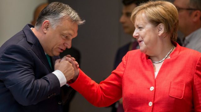 Merkel nagy türelme Orbán felé, egy ország nagy szegénységébe került és az unió mindennapjait nehezítette meg