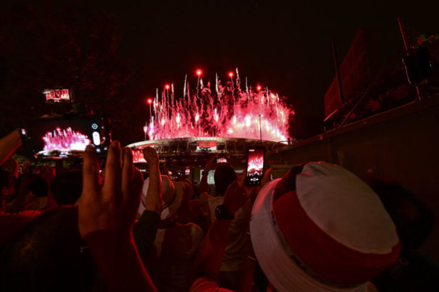 Nagyszabású műsorral és üres lelátókkal nyílt meg a tokiói olimpia 2020