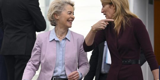 Nem hisznek Orbán Viktor ígéreteinek, az EP nagy pártjai szerint igenis fel kell függeszteni a magyar kohéziós támogatások egyharmadát