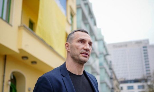 Orbán Viktor mit gondol, az ukránok gyilkolták le tömegével a saját országuk lakóit Kérdezte a Klicsko-fivér