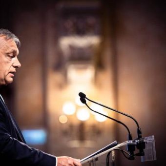 Orbán ugyanazt tenné az EU-val, mint a magyar sajtóval, - Brüsszel kiakadt