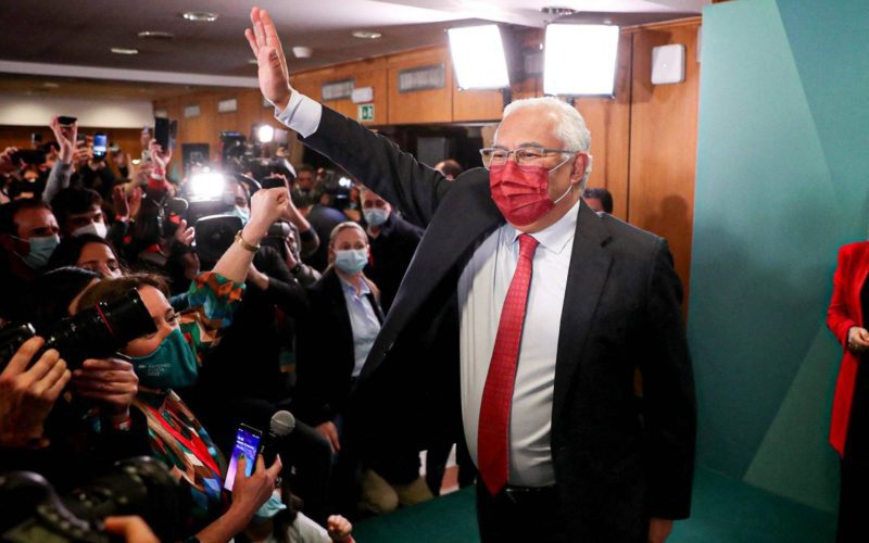 Történelmi győzelmet arattak a portugál szocialisták, másodszor sikerült abszolút többséget szerezniük