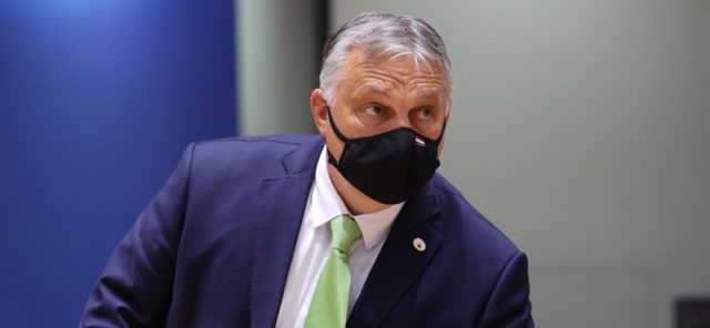 felszólítás korrupció, sorolják jogászok, mi a baj magyar helyreállítási tervvel
