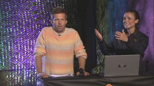 jezusmaria-semmi-kozos-nincs-bennunk-torocsik-dani-baratnoje-biro-bea-kikeszitette-sebestyen-balazst