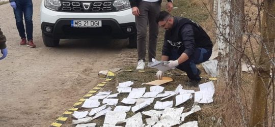 Kidobtak levélszavazatokat: Márki-Zay az összeset megsemmisítené, a Fidesz az ellenzéket vádolja csalással, a TASZ feljelentést tett