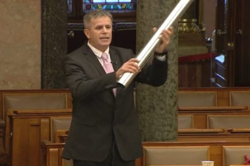 kormánya közpénz kurvák kokain, lopnak csalnak hazudnak pénzt drogokra kurvákra,