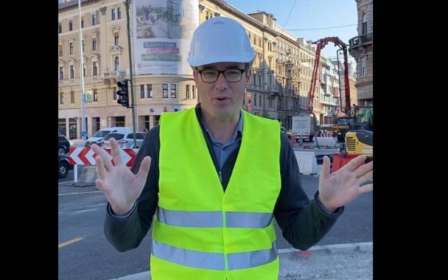 Főpolgármester A lakájmédia uszítása nem volt eredménytelen, - flakonokkal dobálták meg a munkásokat a Blahán