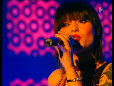 Oláh Ibolya megasztár énekesnő 42-éves