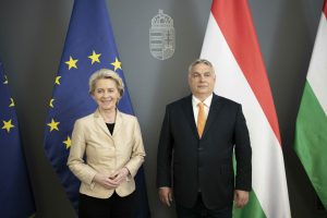 Az összes uniós forrást elvennék Magyarországtól az Orbán-rendszer korrupciójára hivatkozva