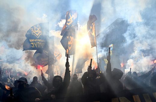 parancsára ütik-vágják a békés embereket, erőszak gyilkosságok önkény lukasenka.jpg