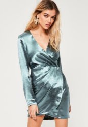 női fehérnemű divat, trendi divat, selyem szexis hálóruha, csodálatos nők lányok, fehérnemű divat bemutató,