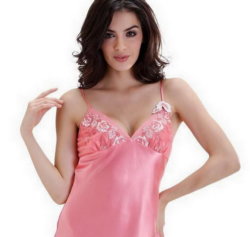 Női fehérneműk,Női csodálatos szexi fehérneműk,női divat fehérneműk,női hálóruhák,női szexi hálóruhák,szexi éjszakai ruhák,csodálatos szatén kombinék,nők divat bemutatás,selyem melltartók,női alsók szatén,női modellek, fehérnemű bemutató,női szexi éjszakai ruhák,